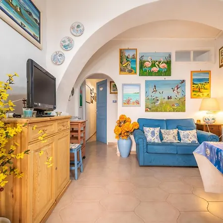 Casa San Fruttuoso * Carloforte (Isola di San Pietro)