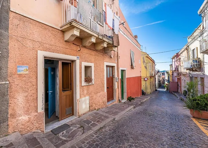 Casa San Fruttuoso Carloforte (Isola di San Pietro)